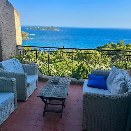 Elegant Avec Vue Sur Les Iles Hyères
